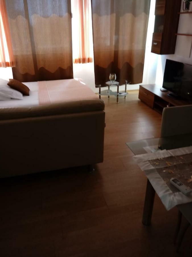 Apartments Centar - Mirjana Makarska Exterior foto